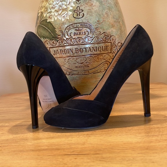 EUC GIUSEPPE ZANOTTI VERO CUOIO BLACK SUEDE LEATHER CLASSIC ITALY PUMPS U.S. 6 - Picture 15 of 15